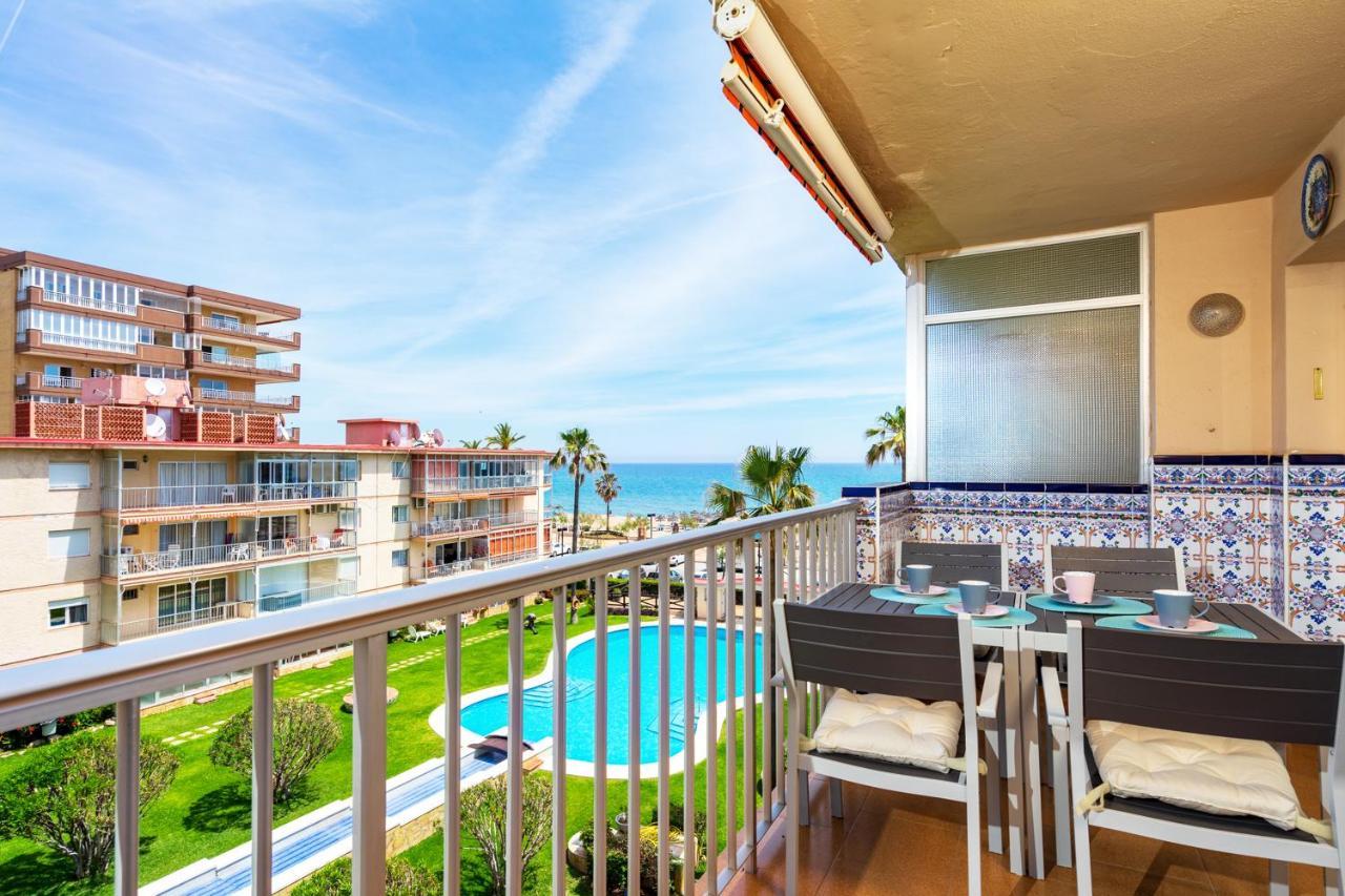 פואנגירולה Beachfront Seaview Apartment In Los Boliches By Costarentals - Ref 141 מראה חיצוני תמונה