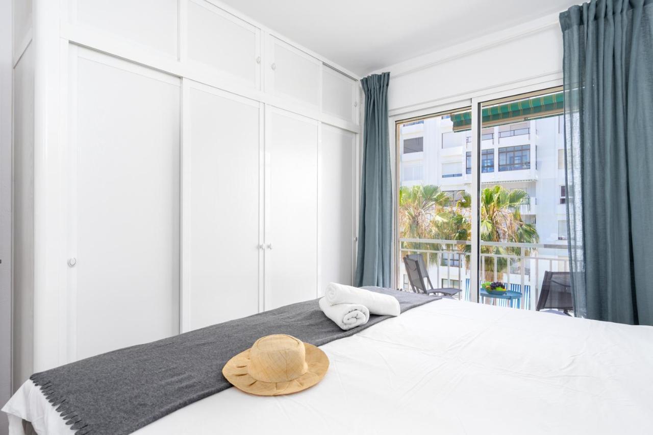 פואנגירולה Beachfront Seaview Apartment In Los Boliches By Costarentals - Ref 141 מראה חיצוני תמונה
