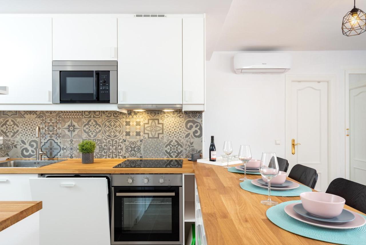 פואנגירולה Beachfront Seaview Apartment In Los Boliches By Costarentals - Ref 141 מראה חיצוני תמונה